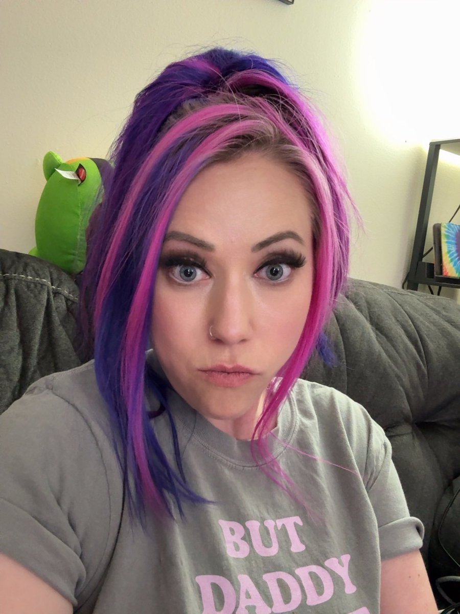 Danielle tweet media