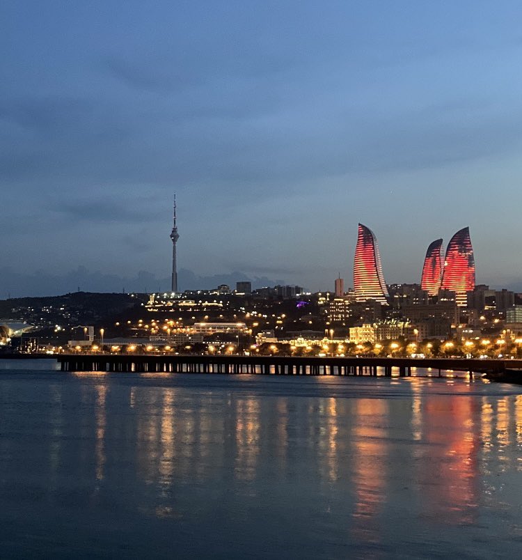 #LovelyBakuNights #BakuByNight
#BakuSkyline #NightVibesBaku
#LightsOfBaku #CaspianNights✨