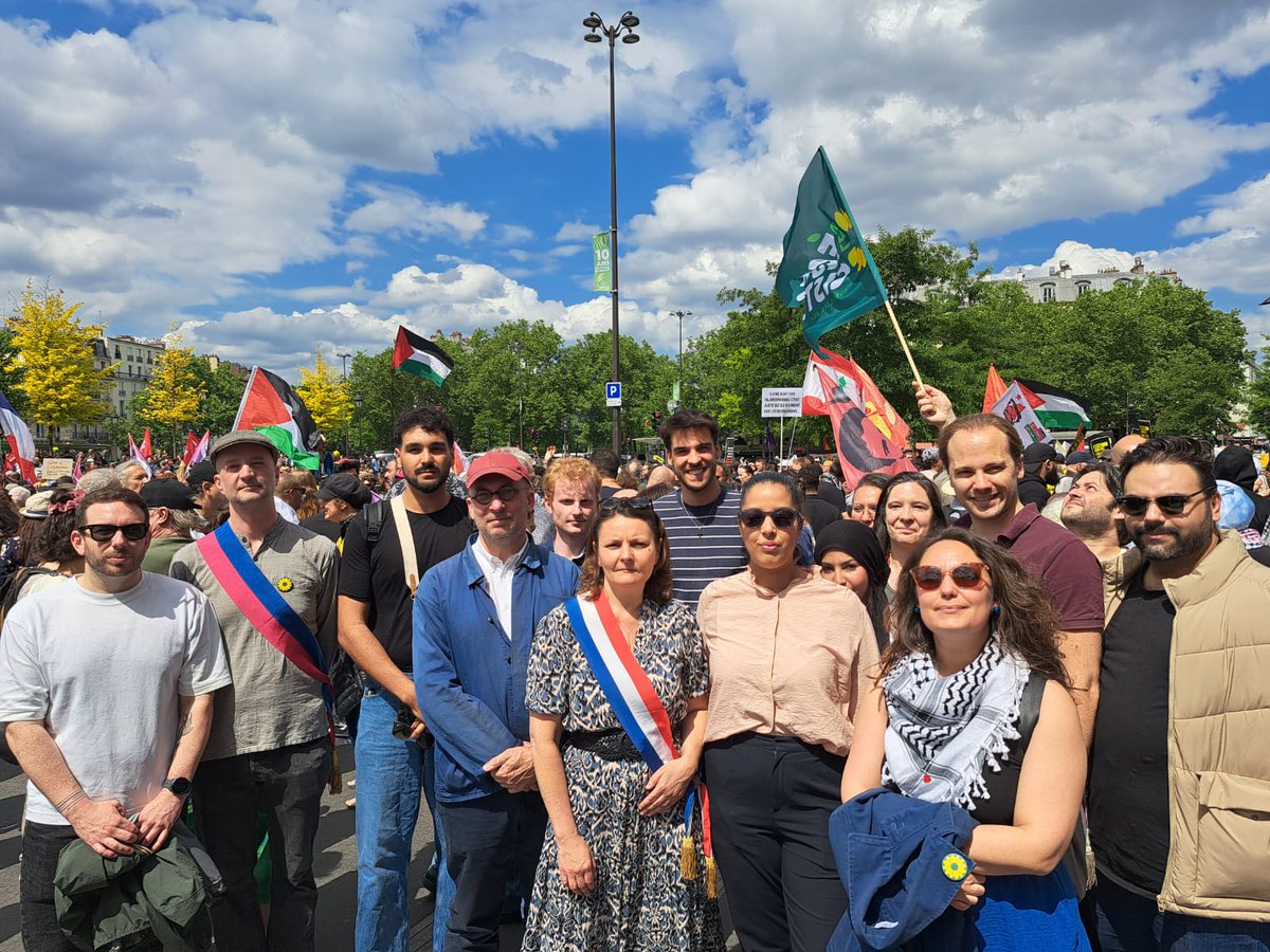 Les Ecologistes étaient à Bastille pour rendre hommage à Aboubakar Cissé et dénoncer l'islamophobie qui tue.

S'ils accordaient réellement de l'importance à la devise de notre pays, tous les partis politiques auraient dû être présents aujourd'hui.

Pourquoi ne l'étaient-ils pas ?