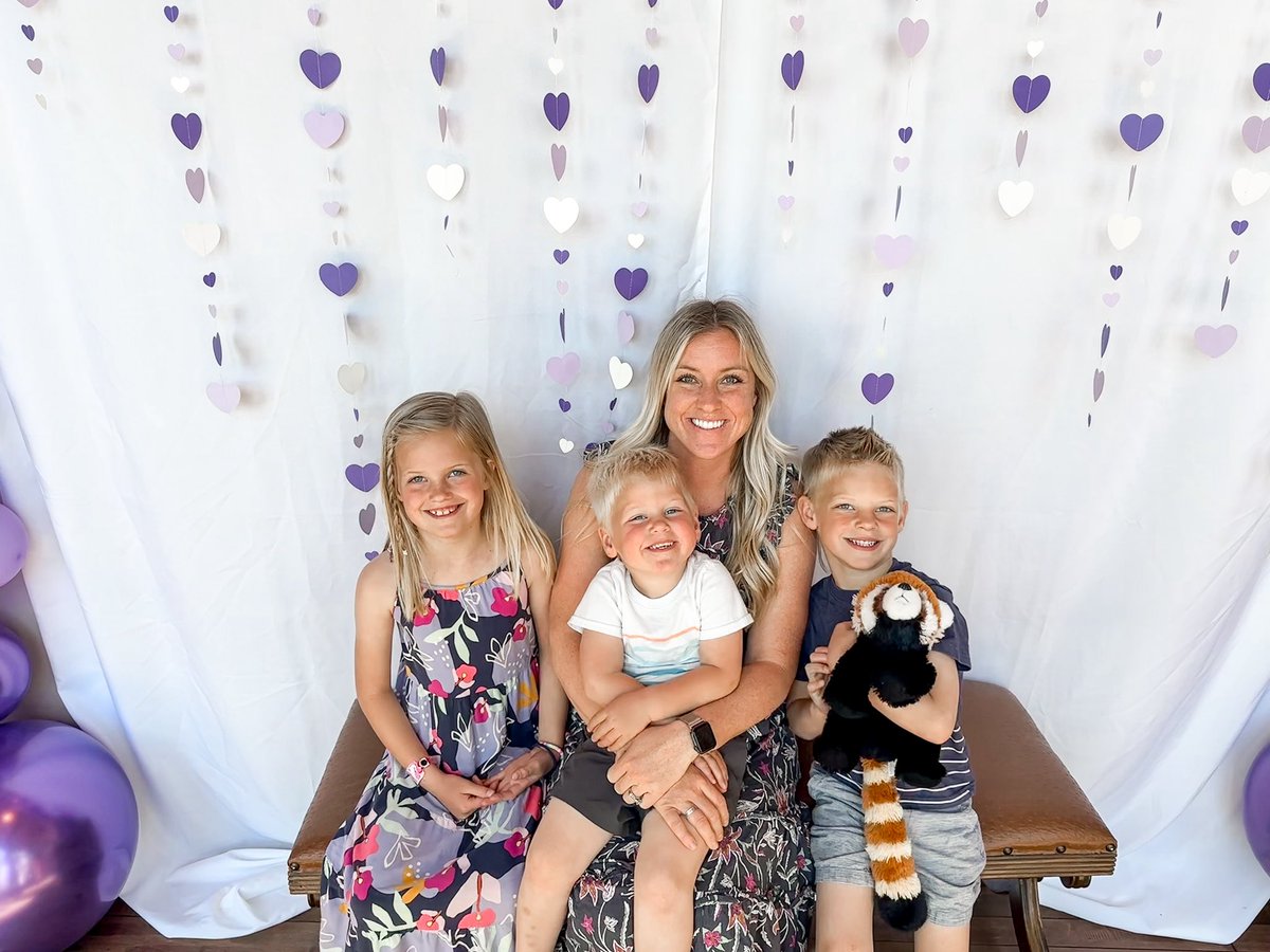 Happy Mother’s Day to our amazing leader! We love you so much and are so grateful for all that you do for our family. Thank you for being amazing!