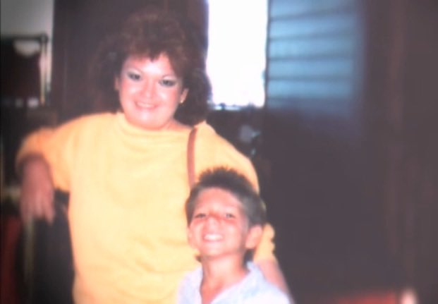 pitbull's tweet image. Happy Mother's Day to all... but in my book every day is Mother's Day! Feliz día de las madres!