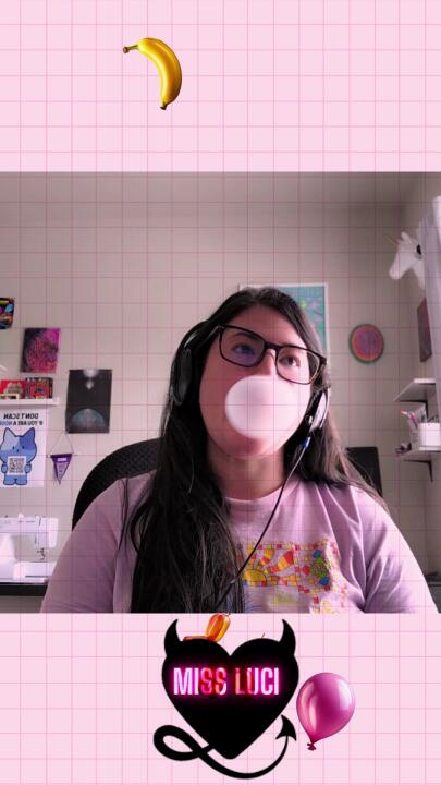 Miss_Luci_'s tweet photo. Work Videoconference Bubbles https://t.co/SSZa06o1Gz #realloyalfans https://t.co/pjc6xnbxE1