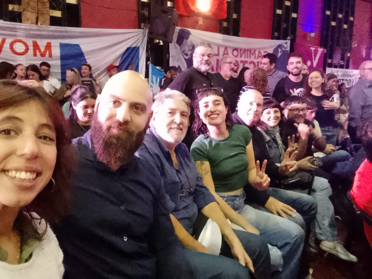 BalestriniTomas's tweet photo. 👉🏻 Ayer participamos del plenario de Movimiento Derecho al Futuro de la 1era sección electoral en #SanMartin 🟦⬜️

Estamos convencidos en seguir construyendo un movimiento que refleje las banderas del peronismo, y a su vez que sea la voz de… https://t.co/pKsvV8RI92
