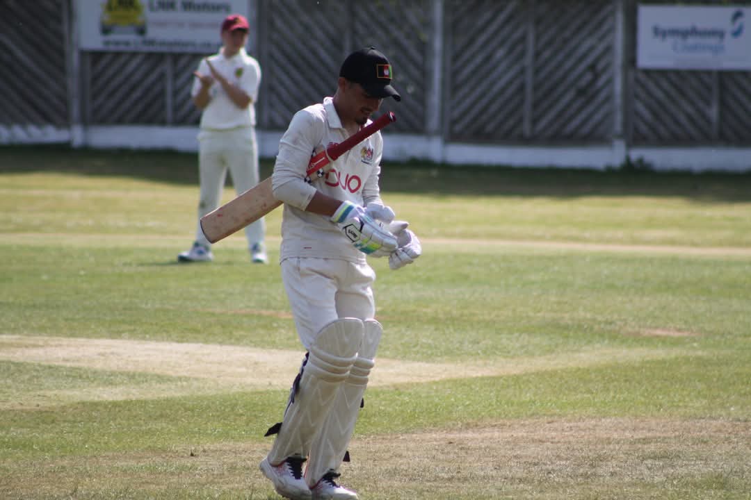 Went down to <a href="/ELPMCC/">ELPMCC</a> for an hour or so for their 3rd team friendly against <a href="/PrestwichSport/">Prestwich CTBC</a> 5ths today

 facebook.com/share/p/1KiY9x…