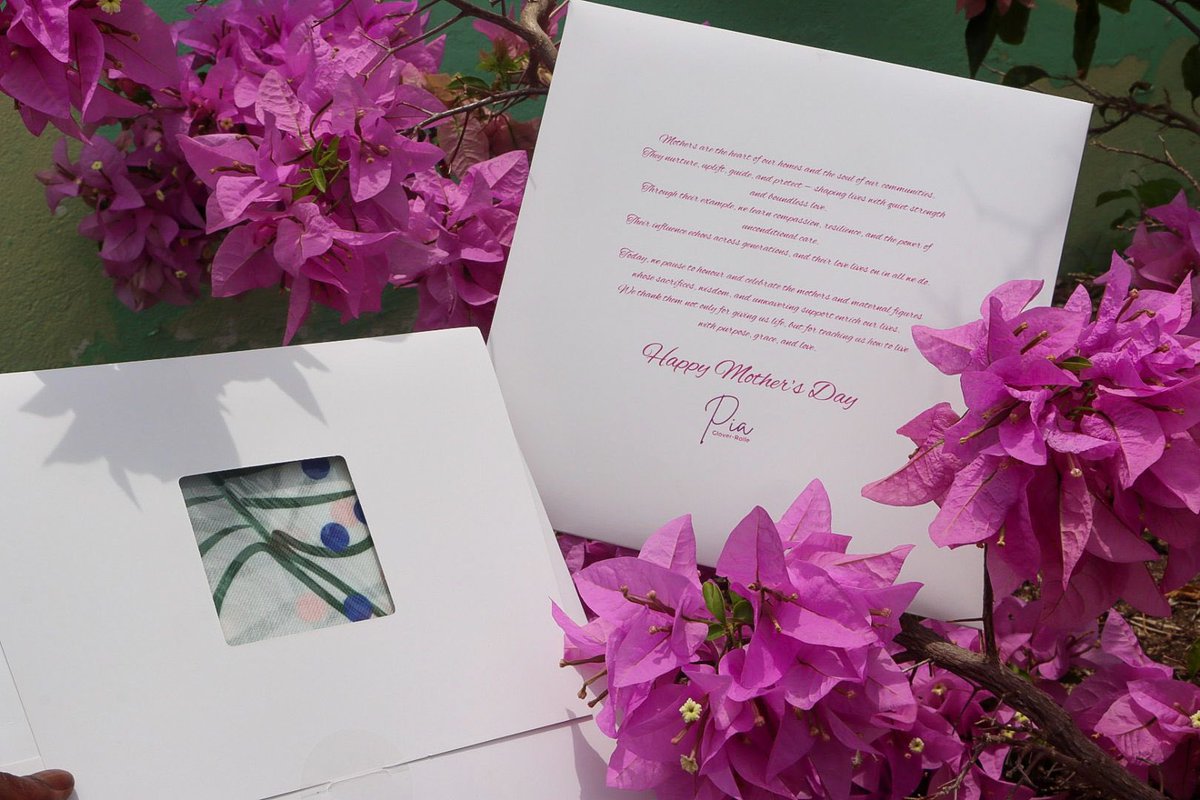 PiaGloverRolle's tweet image. GG Moms… If you weren’t at home when we passed by to deliver your gift, please stop by our constituency office to collect or let me know via WhatsApp at 819-4742.
#GoldenGatesMoms #MothersDay2025 @vitae242 #GGStrong #LoveInEveryThread
#SupportBahamianCreatives
🩷💛🩵💜💙💚