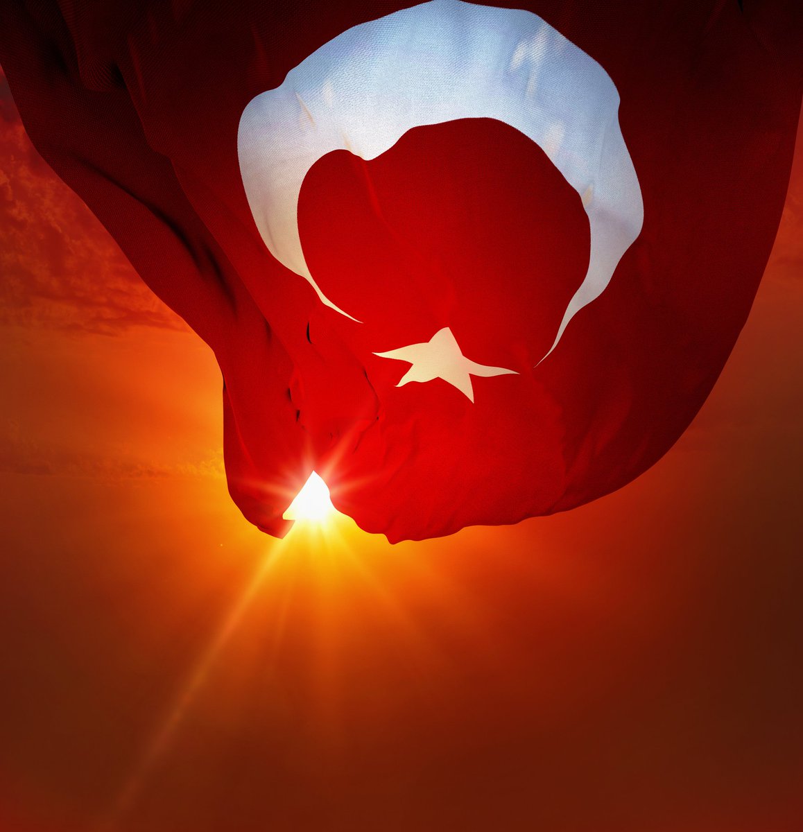 Sevgili Kürt kökenli Türk vatandaşları, 

TV'lerde, yazılı, görsel ve sosyal medyada vs, Kürt kökenli bazı gazeteci ve siyasiler, kulislerden duydukları bölük pörçük manipülatif gündem ve  haberlerden etkilenip heyecanlanıyor olabilirler, ama kadim ve yalın gerçek tüm heybetiyle