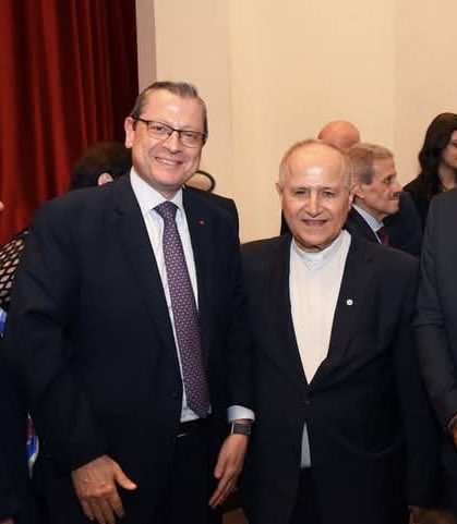 C’est dans une atmosphère chaleureuse, empreinte d’émotion, que s’est tenue l’hommage au Pr Salim Daccache, Recteur <a href="/USJLiban/">USJ</a> organisée par le Conseil culturel de Jbeil, à l’occasion des 50 ans de sacerdoce d’un homme dont la vie est un témoignage de dévouement et de résilience.