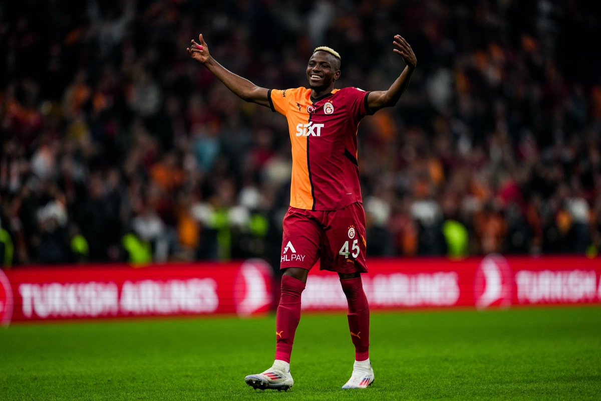 Galatasaray, Osimhen’in “Evet.” demesi durumunda oyuncunun bonservisini alacak. #StayWithUsOsimhen