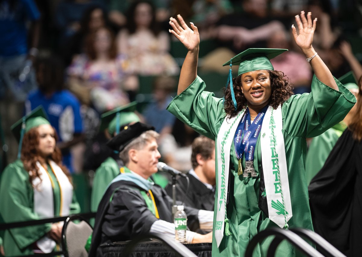 𝙎𝙋𝙍𝙄𝙉𝙂 𝘾𝙊𝙈𝙈𝙀𝙉𝘾𝙀𝙈𝙀𝙉𝙏 🎓
Congratulations to our spring graduates! 

🗞️ northtex.as/4m9Z6iI

#GMG 🟢🦅