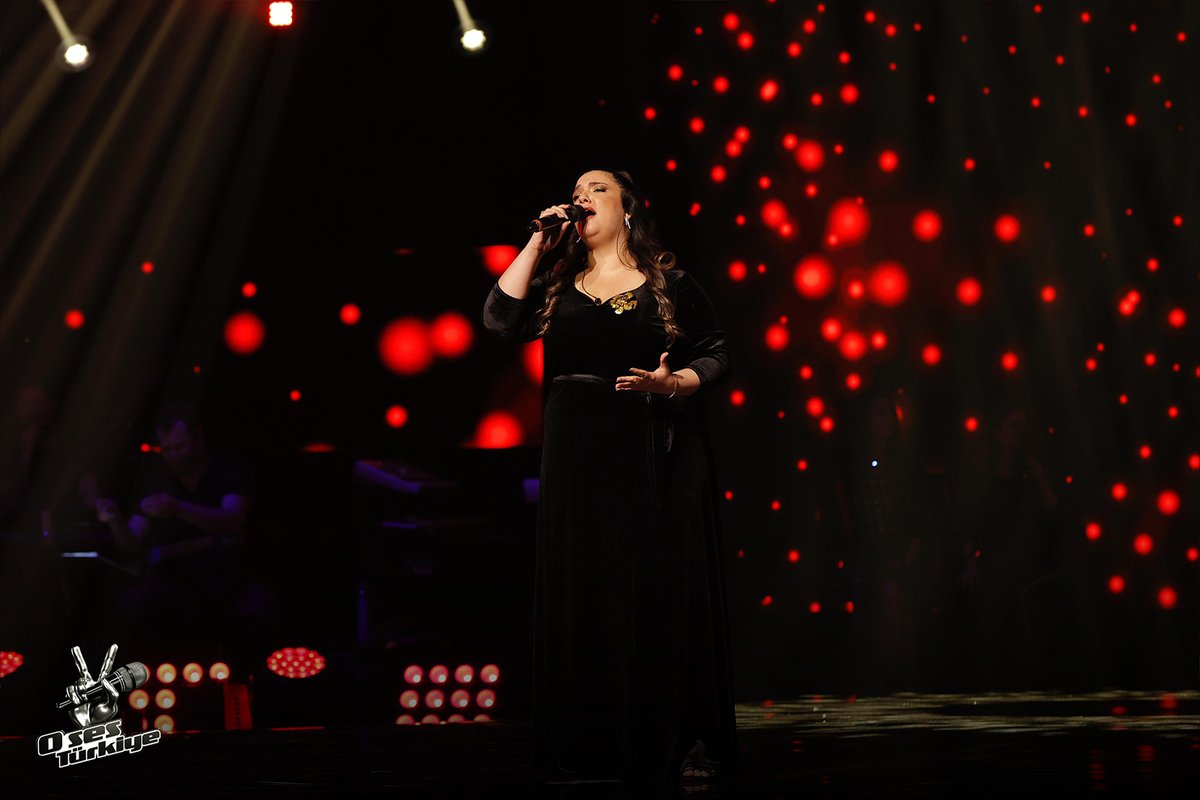 İşte O Ses Türkiye'nin büyük final yarışında ilk dörde kalan isimler! 🎤✨ #OSesTürkiyeFinal #TV8 #ACUNMEDYA