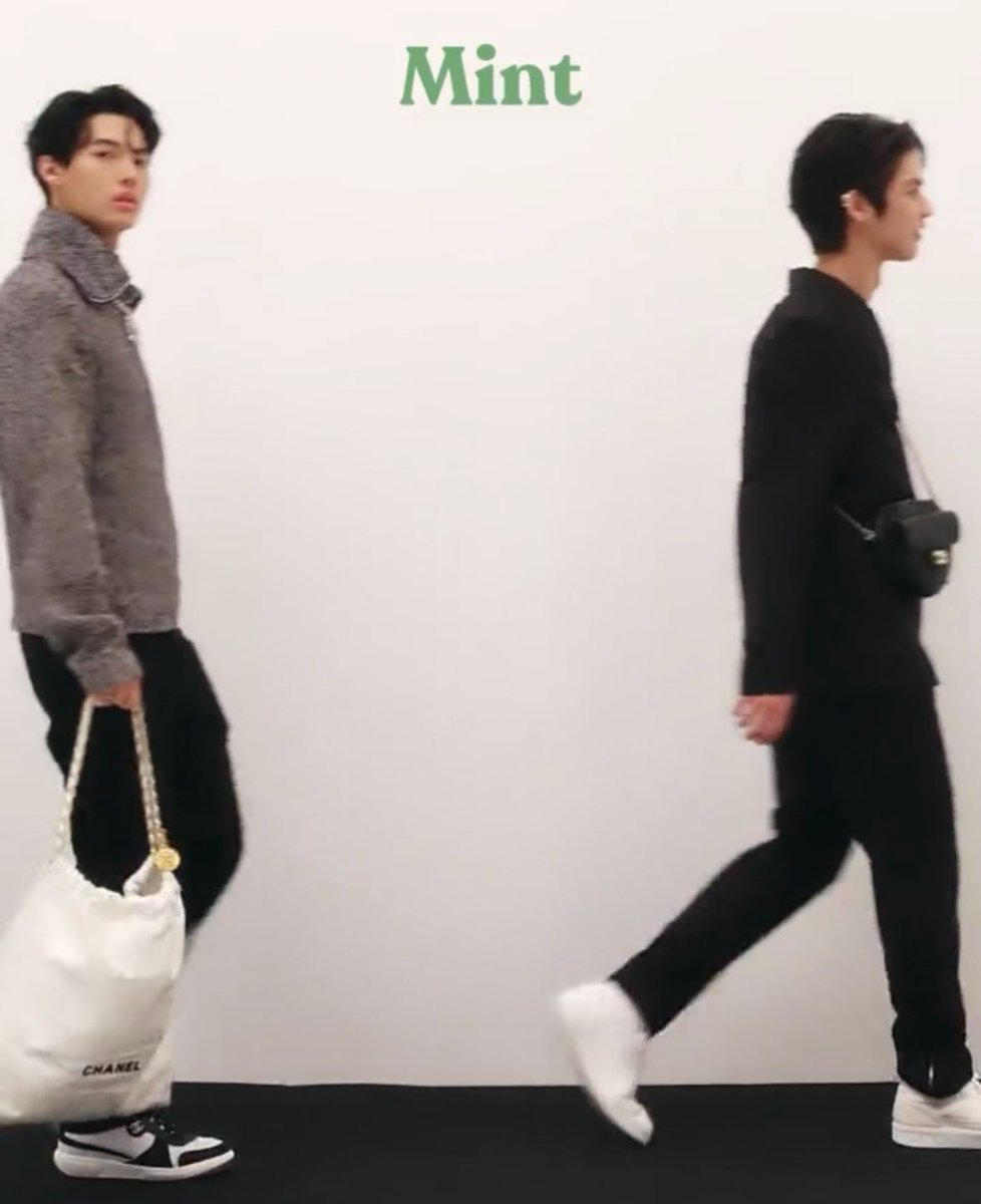 shopper_mm's tweet photo. 𝟸𝟶𝟸𝟸.𝟻.𝟷𝟸 𝚃𝚑𝚒𝚜 𝚍𝚊𝚢'𝚜 𝙱𝚛𝚒𝚐𝚑𝚝𝚆𝚒𝚗
𝚙𝚎𝚛𝚏𝚎𝚌𝚝 𝚝𝚠𝚘 𝚙𝚎𝚘𝚙𝚕𝚎 🥺
#BrightWinXMintMagTH
#ไบร์ทวิน #bbrightvc #winmetawin
#HappyBrightWinDay cr. MintMagTH (OPY) https://t.co/BrnjGaHCuC