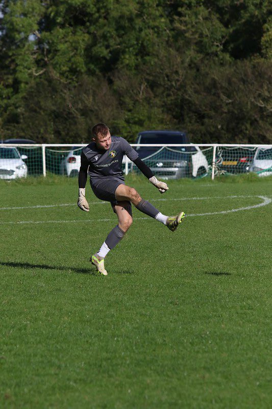 Billy Taylor (@billytaylorbcfc) on Twitter photo What a season.
Enjoying football again✅
12 Clean Sheets🧼
Promoted In 2nd Place🆙
<a href="/StockwoodGreen/">Stockwood Green FC</a> 💚 What a season.
Enjoying football again✅
12 Clean Sheets🧼
Promoted In 2nd Place🆙
<a href="/StockwoodGreen/">Stockwood Green FC</a> 💚