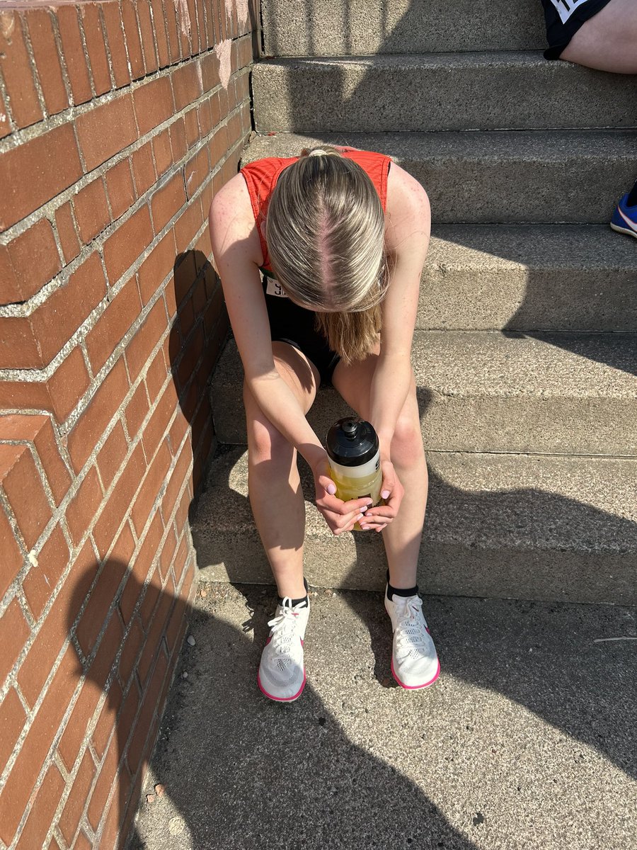 A lovely sunny day for the <a href="/scotathletics/">scottishathletics</a> East District Champs at Pitreavie today and a well earned 1500m PB