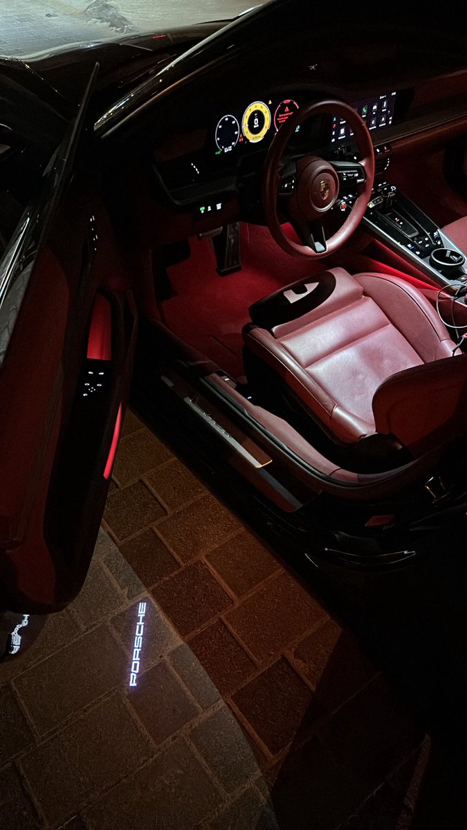 Khalifa (@vo1kz) on Twitter photo 