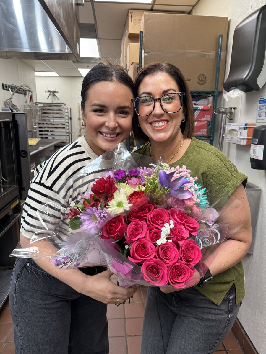 madisonlhassell's tweet photo. Mothers Day 2025 🌼 https://t.co/jv6yhFdMa4