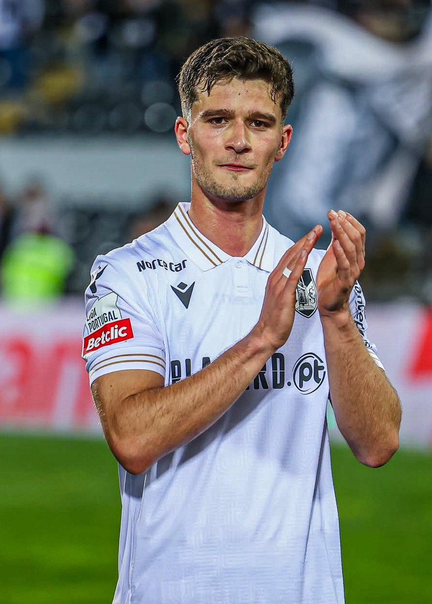 Tomás Handel é baixa para o jogo frente ao Sporting CP após ter visto o 5º amarelo ❌