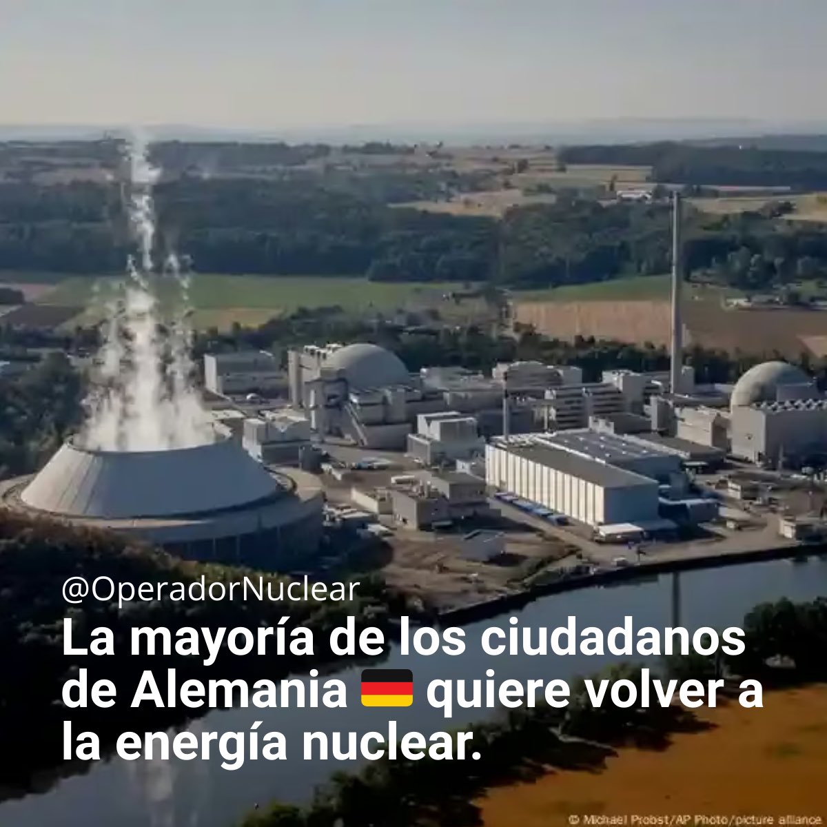 La mayoría de los ciudadanos de Alemania 🇩🇪 quiere volver a la energía nuclear. Según una encuesta publicada por DW, el 55% apoya reabrir centrales cerradas o construir nuevas, el 36% se opone y el 9% está indeciso.

¿No era Alemania el primer ejemplo que puso Pedro Sánchez en el