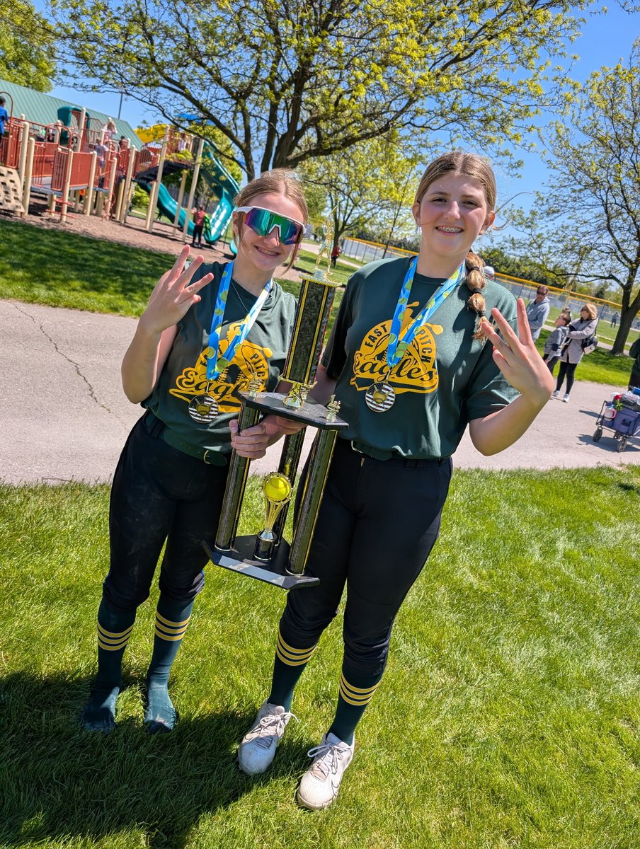 JBRAZ42's tweet image. 3 straight Spring Ball Championships for these Eagles! 3 years 36-1 great group! Future @ClaySoftball
