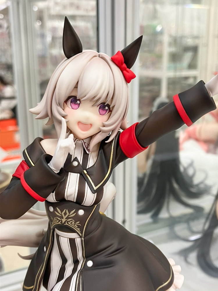 【#あみあみ秋葉原ラジオ会館店】

クレーネル様の「ウマ娘 プリティーダービー カレンチャン 勝負服Ver. 1/7 完成品フィギュア」

デコマス展示中です！
#ウマ娘