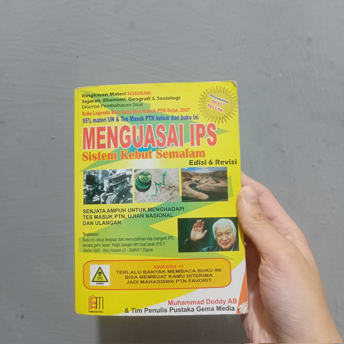 batterwave's tweet image. wts buku sks kuning ips, pink tps matdas bind bingg. bisa freeong dom bekasi. 65k take all