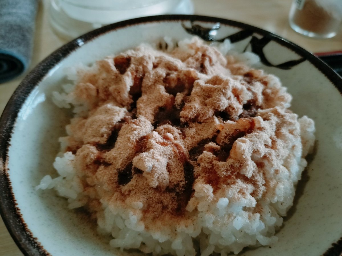 Was gonna head to Narita Motocross Park today, but sacked it off ‘cause of the rain. The course is a right mud bath — bit much for my skill level. Went for soba instead — my favourite spot, proper lovely broth, run by a bonito wholesaler.