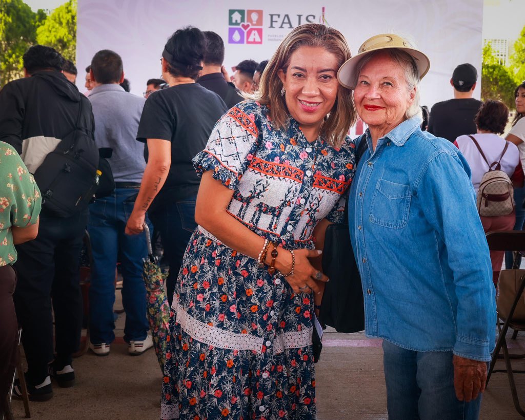 Delegación Bienestar Oaxaca (@bienestarmxoax) on Twitter photo La delegada, <a href="/NancyOrtizOax/">Nancy Ortiz Cabrera</a>, el gobernador, <a href="/salomonj/">Salomón Jara Cruz</a> y el subsecretario, <a href="/Valencia_Guzman/">Jesús Valencia</a>, visitaron Candiani, San Juan Chapultepec y San Martín Mexicapan para atestiguar la instalación de comités del FAISPIAM. La delegada, <a href="/NancyOrtizOax/">Nancy Ortiz Cabrera</a>, el gobernador, <a href="/salomonj/">Salomón Jara Cruz</a> y el subsecretario, <a href="/Valencia_Guzman/">Jesús Valencia</a>, visitaron Candiani, San Juan Chapultepec y San Martín Mexicapan para atestiguar la instalación de comités del FAISPIAM.