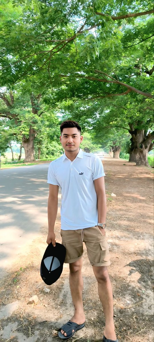 အော်ဖာ အောင်ထွေးရဲ့ ဖင်ကြီးကို လိုးချင်တဲ့သူရှိလားဗျ ပိုက်ဆံလိုနေလို့ပါတဲ့ဗျာ 
လိုးချင်ရင် Acc link ချပေးထားမယ် စျေးနှုန်းသွားညှိလိုက်နော် 
facebook.com/share/1FUhLjRY…