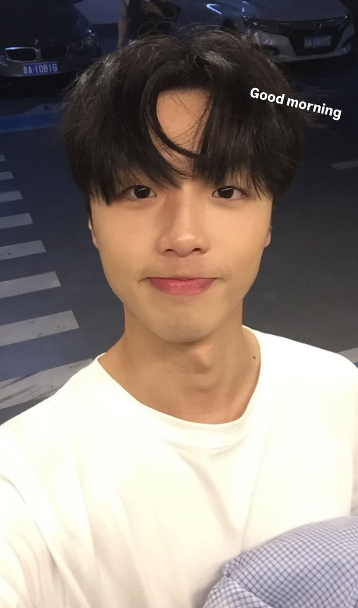 forsichen's tweet photo. 🩵【IGs : sichenwang_ 】Update 

Good morning 

 ◜ #WangSichen 🐶 ◞
♡ #王思晨 ⌇#หวังซือเฉิน ｡ https://t.co/49rBvK6tbk