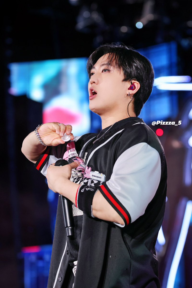 250511 HD 
dominATE in SHIZUOKA D2

예쁘다🥺

#창빈 #Changbin #チャンビン 
#StrayKids #스트레이키즈