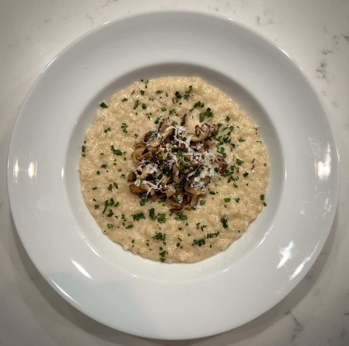 futurevictim_'s tweet image. tonight’s dinner risotto with miso brown butter sautéed shiitake mushrooms. cooked the risotto with some beef stock that i purpose built for pho and had leftovers of. you could call it riphotto but i call i dinner
