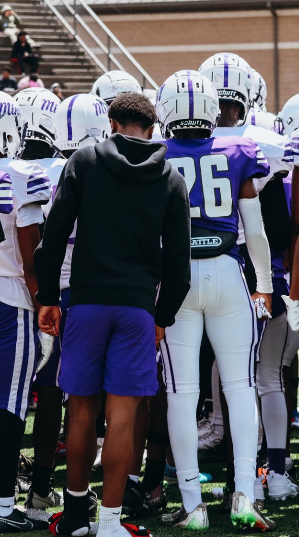 KadenWhite_2028's tweet image. God Timing⏳⏳ #GrindDontStop #WorkWins #sophmoreyearloading