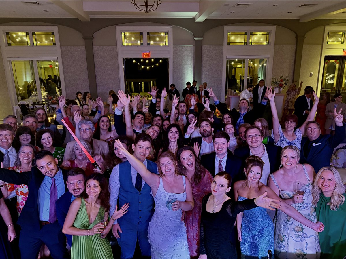 ❤️Carson &amp; James❤️
.
#FlyByRadio #FlyByRadioWedding #BurrittOnTheMountain #BurrittWedding
#HuntsvilleAL #HuntsvilleWedding
#Wedding2025 #May10Wedding
#MountainWedding #AlabamaWedding