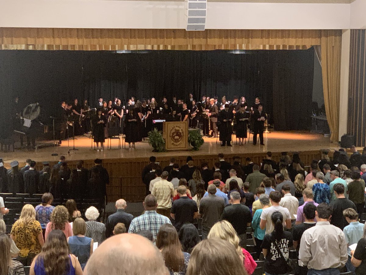woodward_hs's tweet photo. Baccalaureate 2025. #BoomerPride @WPSBoomers https://t.co/oYrakqDIea