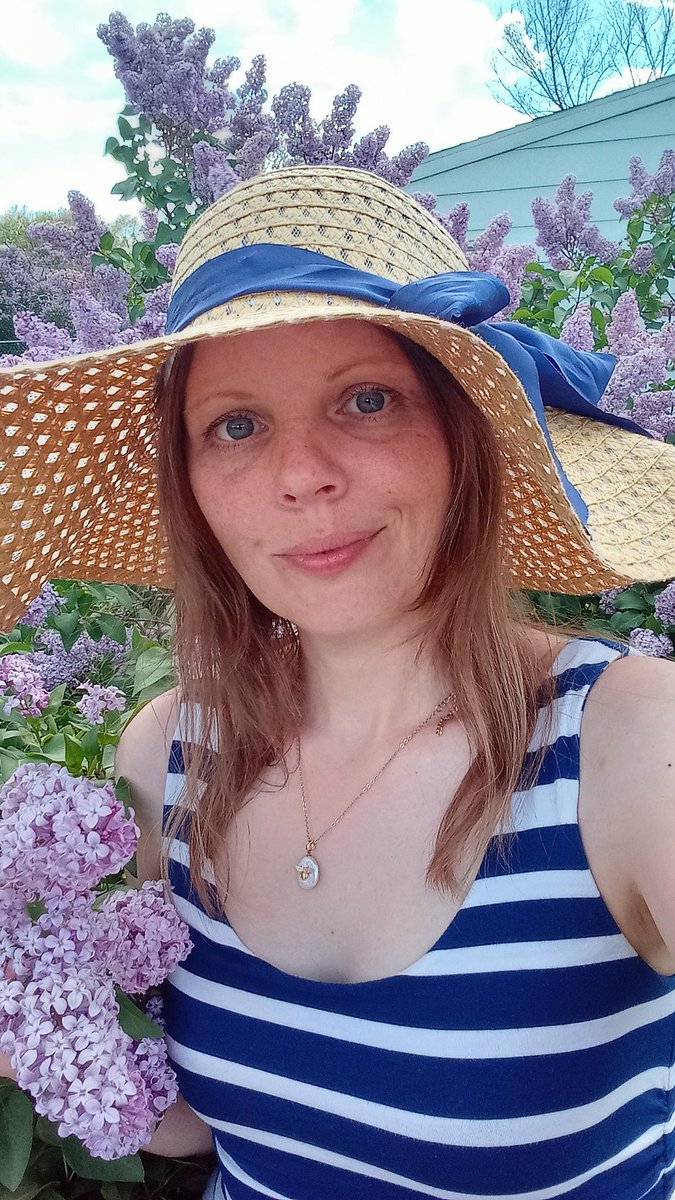 Happy Mother's Day Crypto Fam! 💐