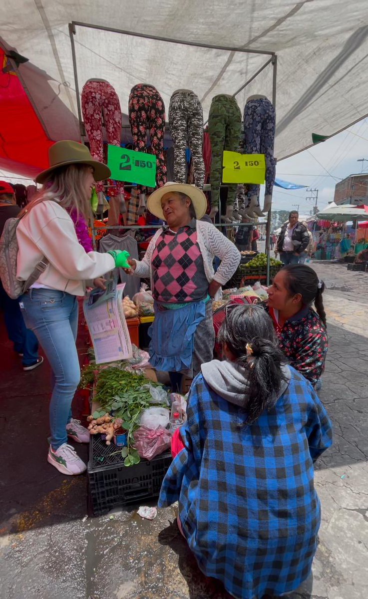 Día 18 | San Felipe del Progreso me recibió con calidez y orgullo por sus raíces.

Recorrí su mercado y centro, y conviví con integrantes de la comunidad Mazahua, recordando que la justicia también debe hablar en lenguas maternas.

¡Gracias por tanto!

#Vota01🗳️