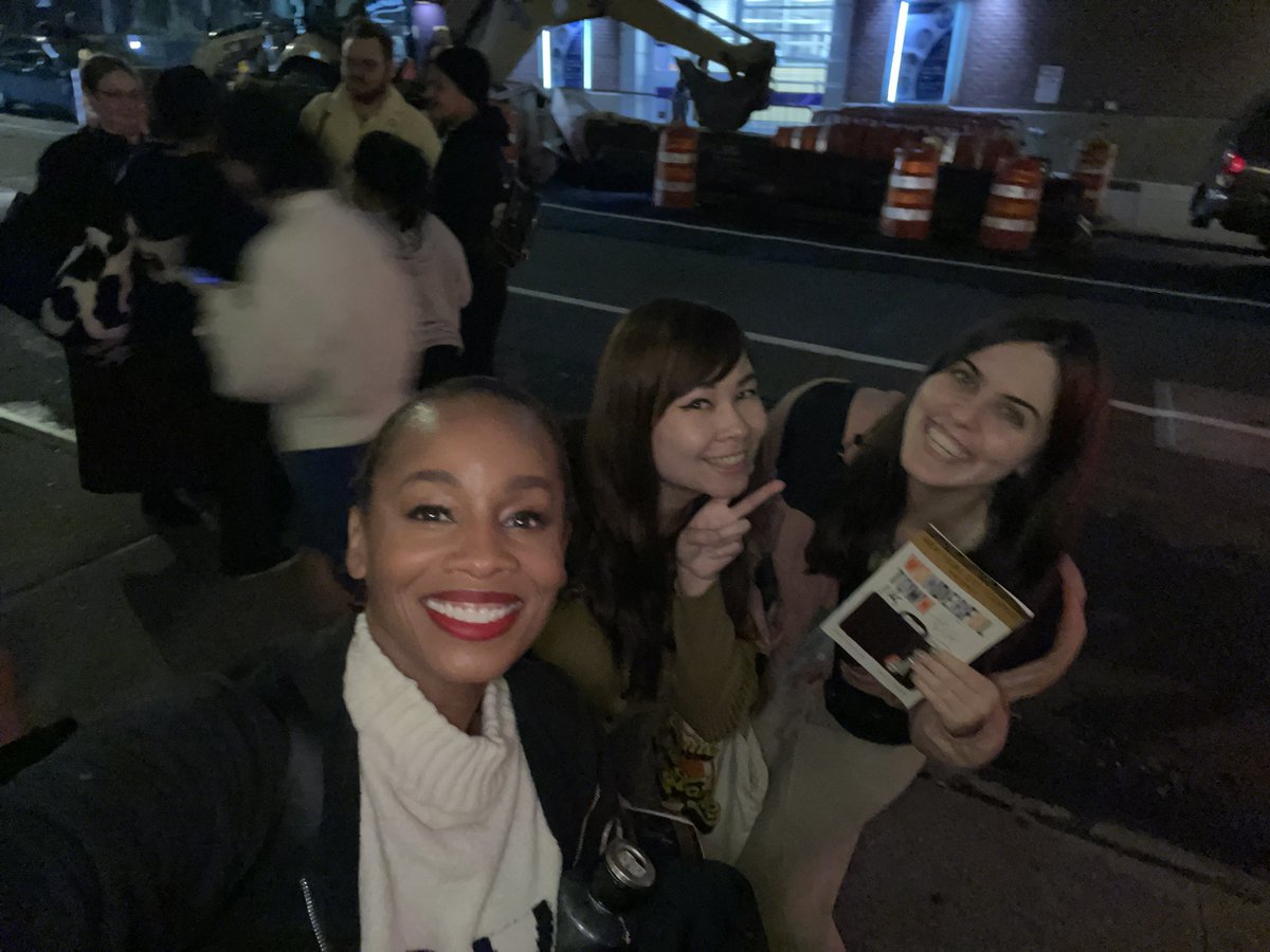sammy 🏹🍉 (@theatrediaries) on Twitter photo Wonderful Town last Friday at <a href="/NYCityCenter/">NEW YORK CITY CENTER</a> was such a delightful and special evening 🧳✨! Anika Noni Rose and Aisha Jackson as the Sherwood sisters were a dream team and such a joy to watch 👯♀️🎶! Wonderful Town last Friday at <a href="/NYCityCenter/">NEW YORK CITY CENTER</a> was such a delightful and special evening 🧳✨! Anika Noni Rose and Aisha Jackson as the Sherwood sisters were a dream team and such a joy to watch 👯♀️🎶!