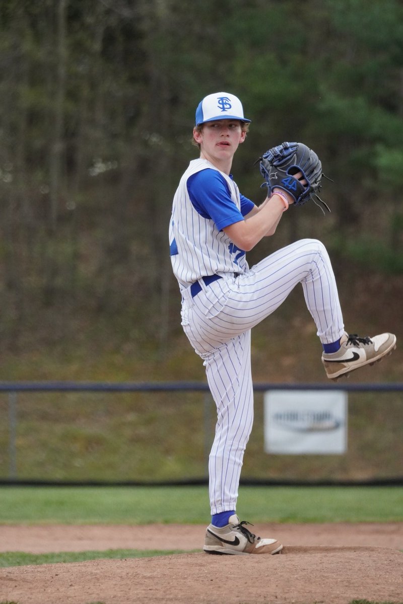 COLE_SAMMONS26's tweet photo. Playoff baseball starts this week. 
End of regular season stats.
.400 BA, .529 OBP, 22 H, 16RBI, 20R, 14BB.
9.1 IP, 2-0, 4ER, 7BB, 9K, 3.00ERA https://t.co/9sMG4jtRZy