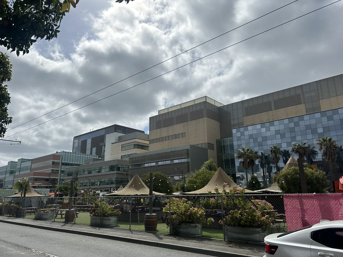 PabloPeniche's tweet image. When we win, these buildings will come down.