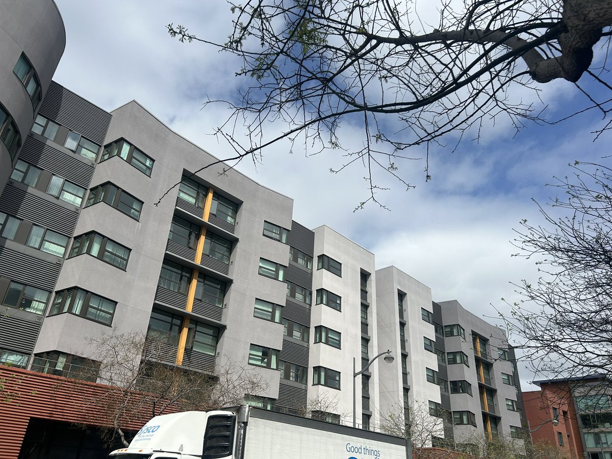 PabloPeniche's tweet image. When we win, these buildings will come down.