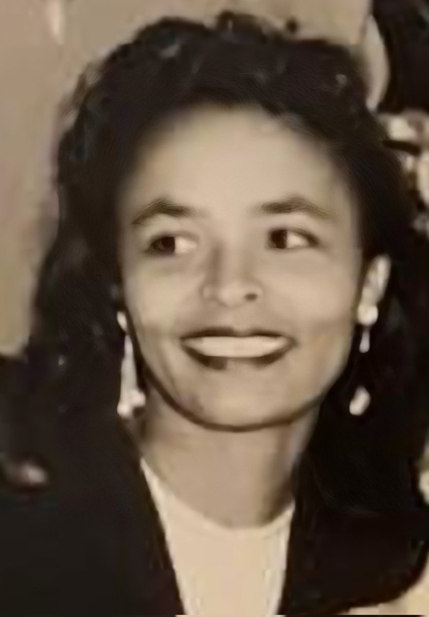 RickyCSimmons's tweet image. RIP Bertha M Simmons aka momma! Stay Humble! Happy as always! #LookLikeSomebody