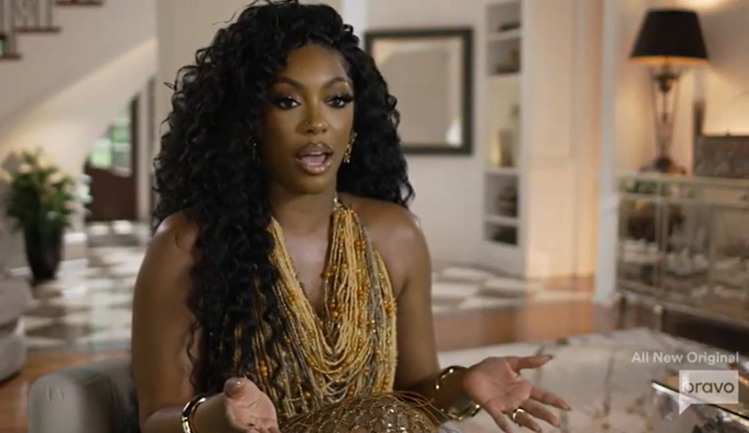 TheCarterFilez's tweet image. Angela playing the EFF OUT OF PORSHA AND SHAMEA LOL #rhoa #wwhl