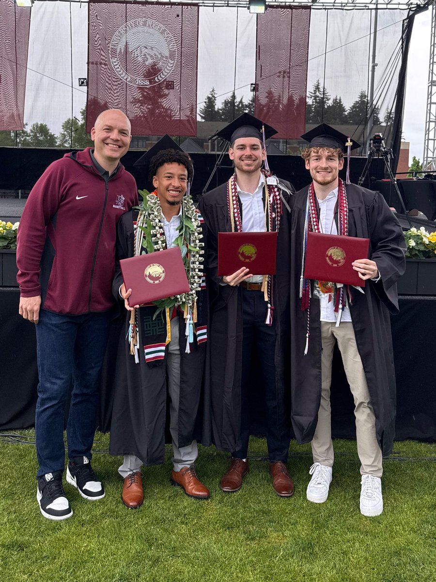 Coach Shelton (@coachsheltonups) on Twitter photo Incredibly proud of our three graduates today. Program and campus changing leaders, Puget Sound is in a better place because of <a href="/tajphillips_/">Taj Phillips🤴🏽</a> <a href="/LiamRuttledge5/">Liam Ruttledge</a> and <a href="/WillPohland/">Will Pohland</a>. Excited for what lies ahead for them! #LoggerUP Incredibly proud of our three graduates today. Program and campus changing leaders, Puget Sound is in a better place because of <a href="/tajphillips_/">Taj Phillips🤴🏽</a> <a href="/LiamRuttledge5/">Liam Ruttledge</a> and <a href="/WillPohland/">Will Pohland</a>. Excited for what lies ahead for them! #LoggerUP
