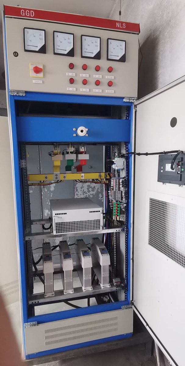 SY_powerpro's tweet image. Optimize your energy efficiency with our Capacitor Compensation Cabinet! Enhance power factor and reduce costs. Invest in reliability and performance today! ⚡️ #PowerOptimization #EnergyEfficiency