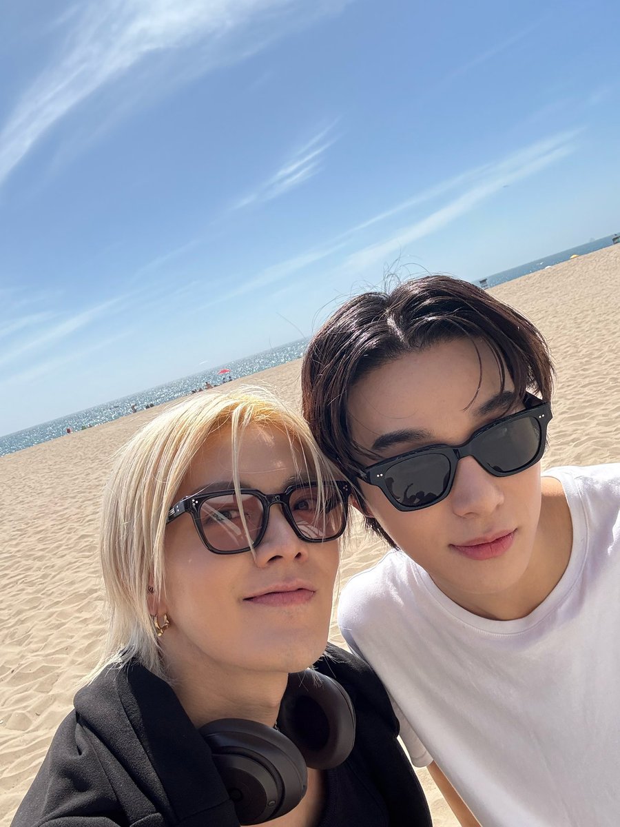 jwoosworld's tweet photo. Yuta sent #정우 #JUNGWOO’s pic on bbl 🫧

“I went for a walk together with Kim Chukgu. It was really nice"
“Kim Chukgu” 

yuwoo LA date 😂🫶🏼 https://t.co/Ab4mbT1U5X