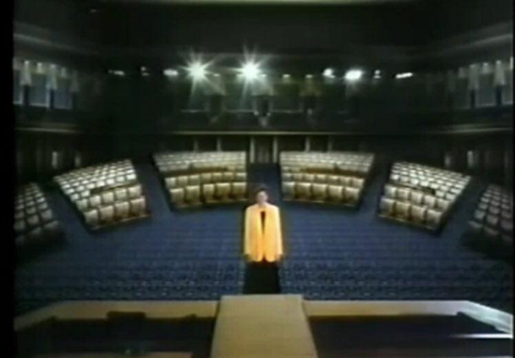 ElectionVintage's tweet image. Cokie Roberts presenting the House of Representatives results for ABC in 1992, with a digital model of the House chamber behind her.