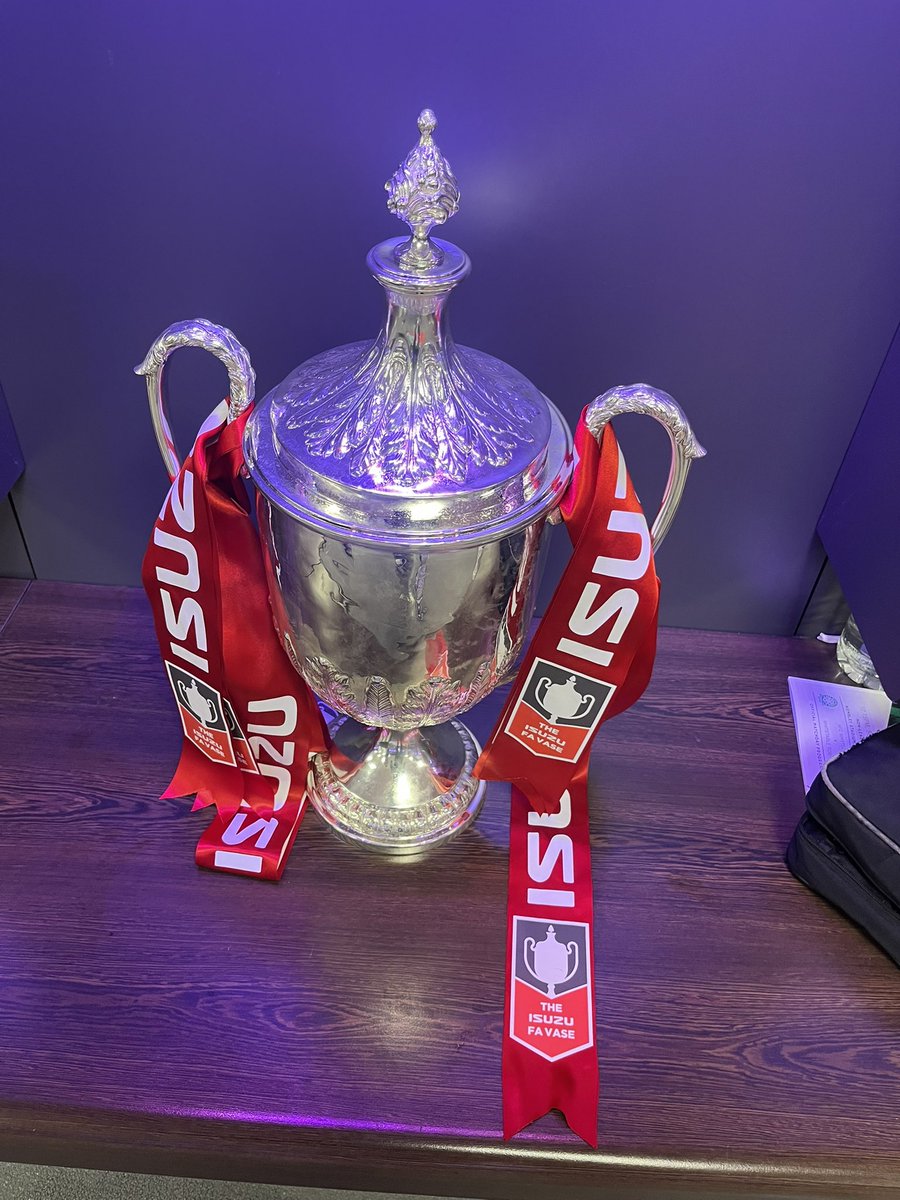 First Senior Season, First Senior Trophy 🏆 

There’s a first for everything ehhh🙏🏽🤣
FA VASE CHAMPIONS 
<a href="/whitstabletown/">Whitstable Town Football Club</a>