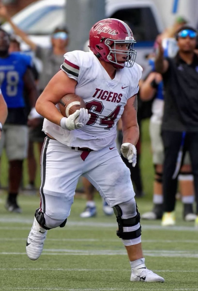 Spencer Austin (@spencercaustin) on Twitter photo Blessed to receive my 1st college offer from Hampden-Sydney!! Huge thanks to <a href="/Coach_Luvara/">Vince Luvara</a> and <a href="/HSC__FOOTBALL/">H-SC Football</a>
<a href="/Coachward1/">Weslee Ward</a> <a href="/CoachCruz22/">Coach Cruz</a> <a href="/Prov_Football/">🅿️rovidence Football</a> <a href="/CoachOsbey/">Perry Osbey (Coach P)</a> Blessed to receive my 1st college offer from Hampden-Sydney!! Huge thanks to <a href="/Coach_Luvara/">Vince Luvara</a> and <a href="/HSC__FOOTBALL/">H-SC Football</a>
<a href="/Coachward1/">Weslee Ward</a> <a href="/CoachCruz22/">Coach Cruz</a> <a href="/Prov_Football/">🅿️rovidence Football</a> <a href="/CoachOsbey/">Perry Osbey (Coach P)</a>