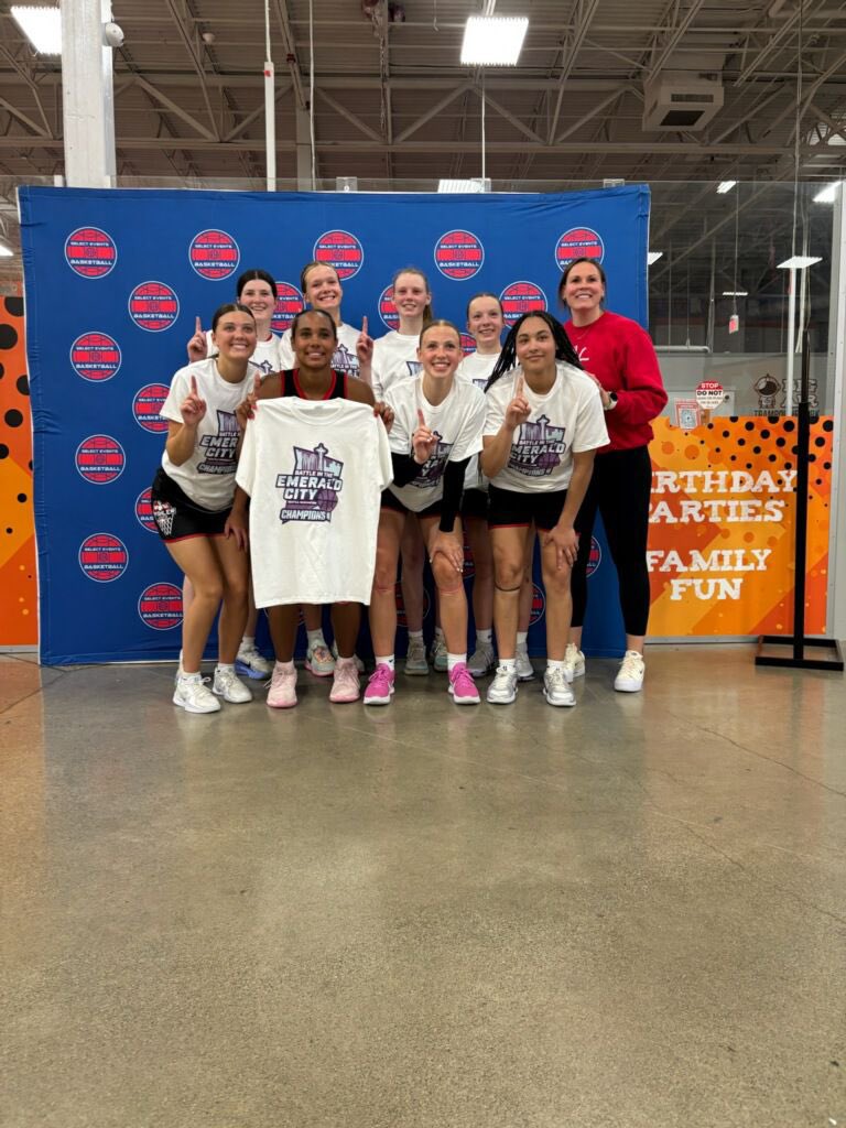 Amaya Jarvis (@amaya_jarvis02) on Twitter photo 🏆💚 We did it! Battle in the Emerald City champs! So proud of this team.
Pfahler Hoops Black x <a href="/SelectEventsBB/">Select Events Basketball</a> 🏆💚 We did it! Battle in the Emerald City champs! So proud of this team.
Pfahler Hoops Black x <a href="/SelectEventsBB/">Select Events Basketball</a>