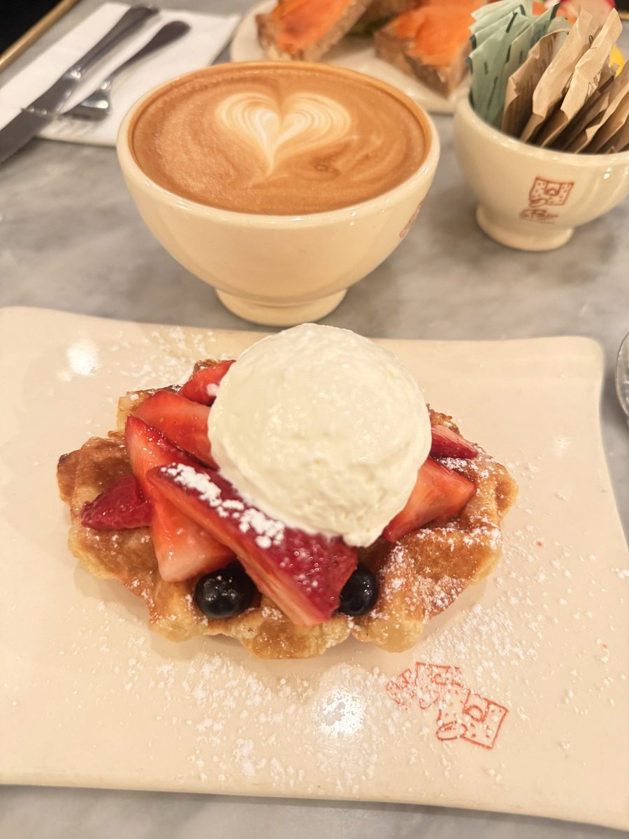 AnHeartist's tweet image. Highlight of the day!!!

- Celebrated Mother’s Day which is always special 
- Enjoyed a well deserved cheat day 😬
- Spotted a beautiful cardinal - a little sign of hope and good luck ❤️
- Had some peaceful "me time" to recharge #weekendDump