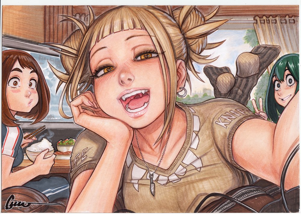 Himiko  in college with roomies Fropster and Ochako